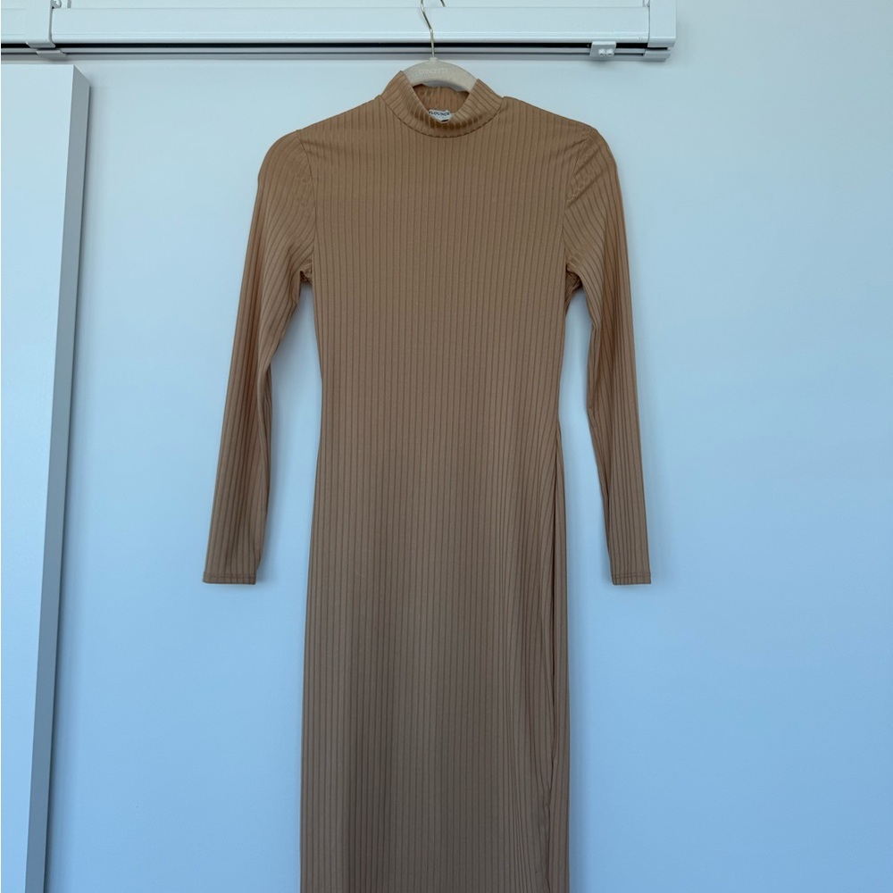Elegant Tan Ribbed Long Sleeve Dress